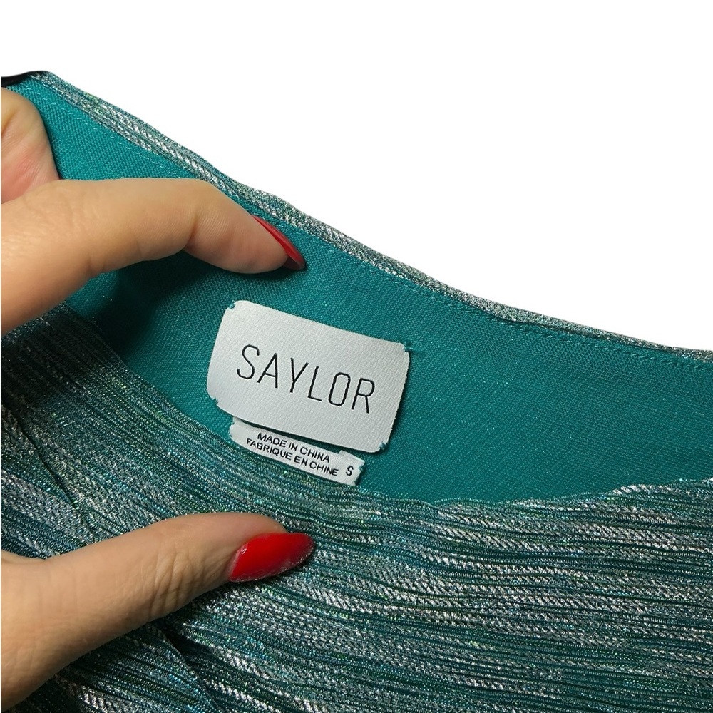 Saylor Alorna One-Shoulder Jade Metallic Pleat Midi Dress - Picture 5 of 6